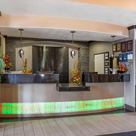 Best Western Plus Emerald Inn&Suites Garden City Exterior foto