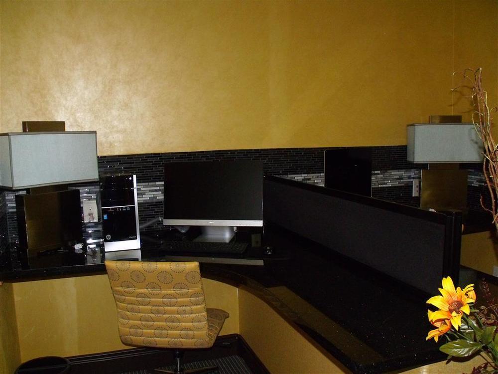 Best Western Plus Emerald Inn&Suites Garden City Einrichtungen foto