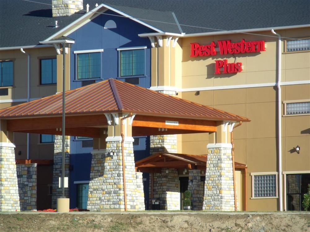 Best Western Plus Emerald Inn&Suites Garden City Exterior foto