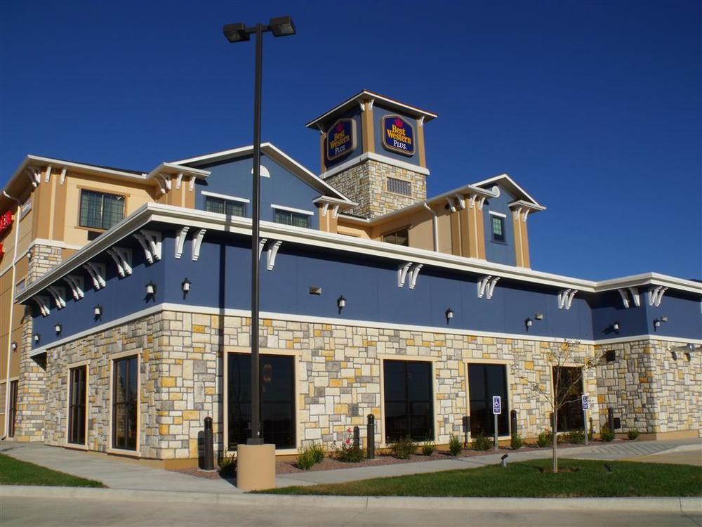 Best Western Plus Emerald Inn&Suites Garden City Exterior foto